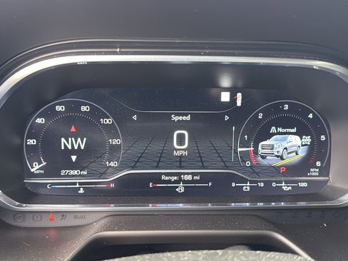 Used 2022 GMC Yukon SLT w/ SLT Premium Package image 18