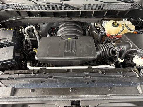 Used 2021 Chevrolet Silverado 1500 RST image 10