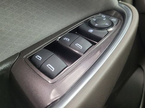 Used 2021 Chevrolet Malibu LT FWD image 27