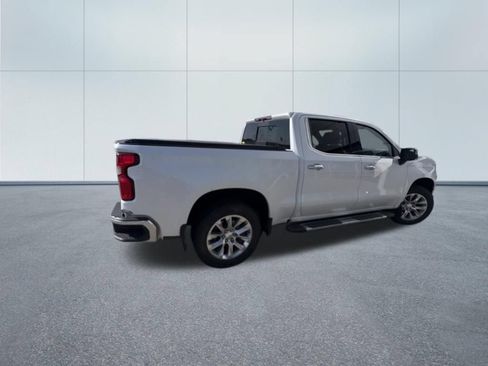Used 2019 Chevrolet Silverado 1500 LTZ w/ LTZ Premium Package AWD/4WD image 3