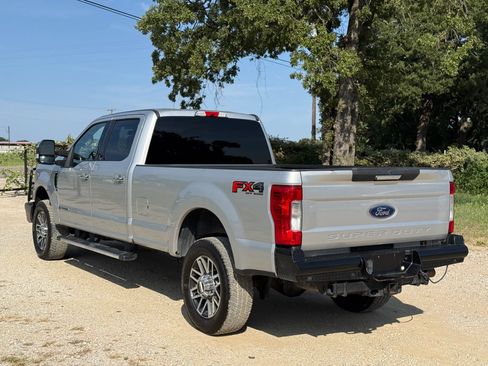 Used 2018 Ford F350 XLT w/ XLT Premium Package AWD/4WD image 5