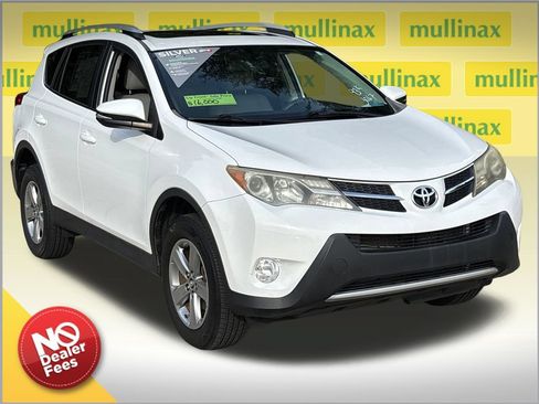 Used 2015 Toyota RAV4 XLE FWD image 1