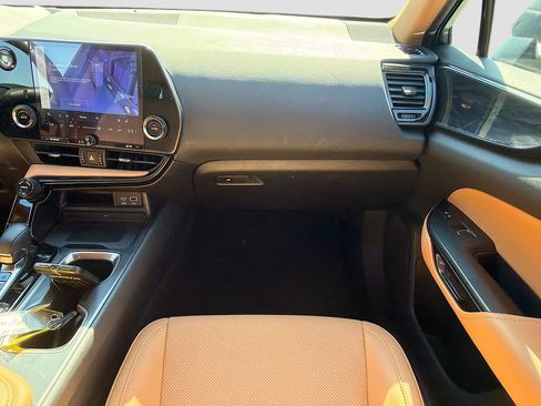 Used 2023 Lexus NX 350 AWD image 19