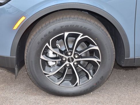 New 2026 Lincoln Nautilus Premier image 64