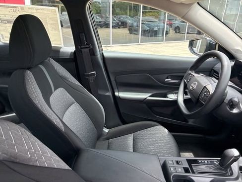 Used 2026 Nissan Sentra SV w/ Floor Mat Package FWD image 10