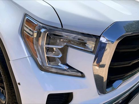 Used 2020 GMC Sierra 1500 2WD Crew Cab w/ Sierra Value Package image 27