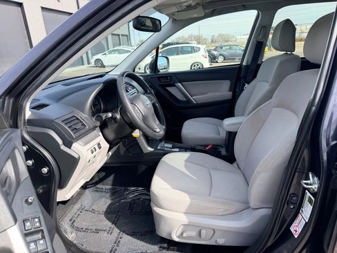 Used 2015 Subaru Forester 2.5i Premium w/ All-Weather Package image 9
