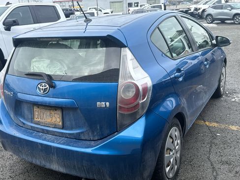 Used 2012 Toyota Prius C Two image 8