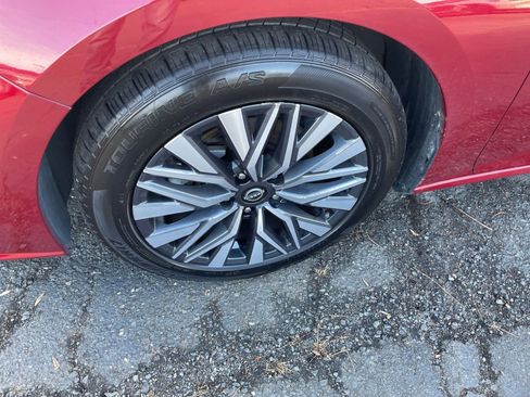 Used 2025 Nissan Altima 2.5 SV image 29