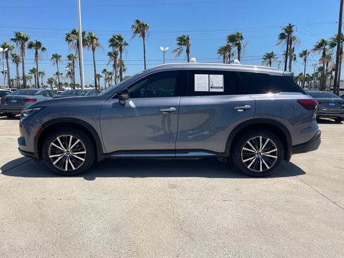 Used 2023 INFINITI QX60 Sensory w/ Vision Package AWD/4WD image 2