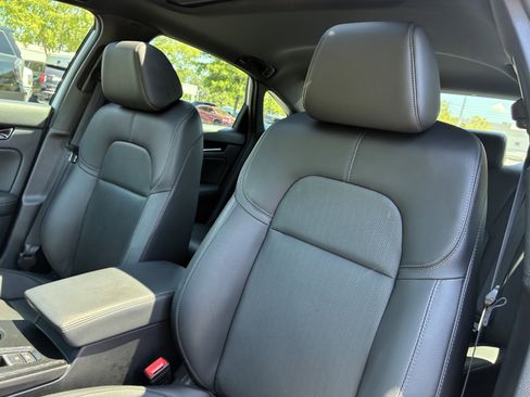 Used 2025 Honda Civic Sport Touring image 19