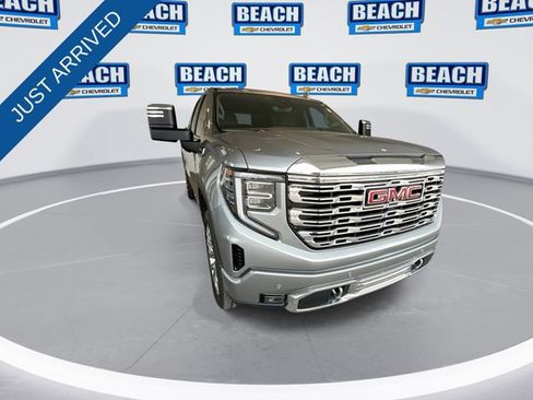 Used 2024 GMC Sierra 1500 Denali w/ Denali Reserve Package image 3