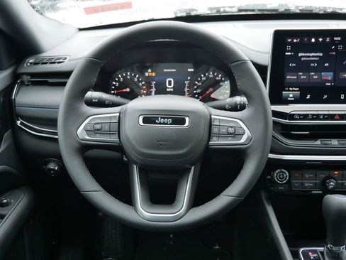 New 2026 Jeep Compass Limited AWD/4WD image 10