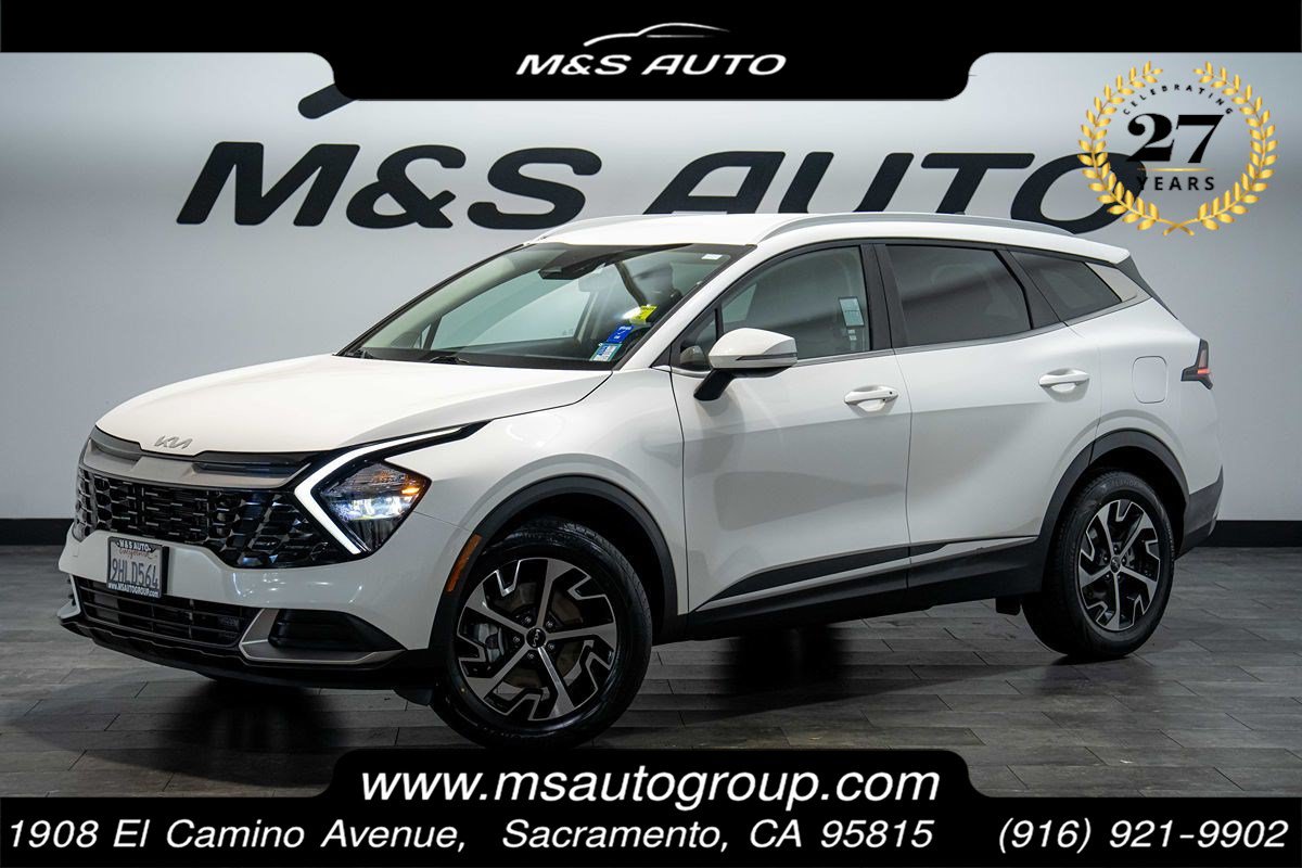 Used 2023 Kia Sportage EX AWD/4WD image 1