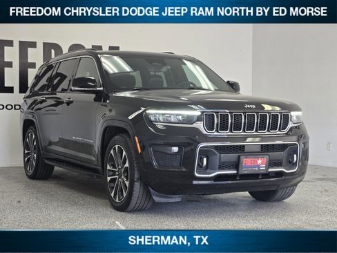 Used 2021 Jeep Grand Cherokee L Overland w/ Luxury Tech Group IV image 2