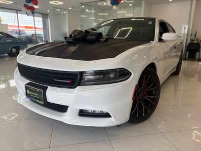Used 2019 Dodge Charger SXT