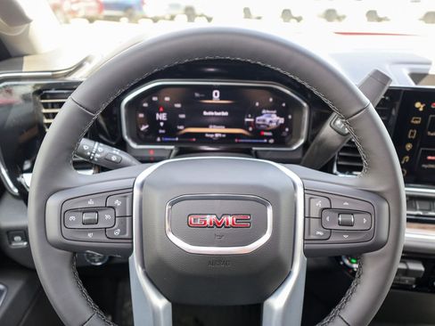 New 2026 GMC Sierra 1500 Elevation image 15