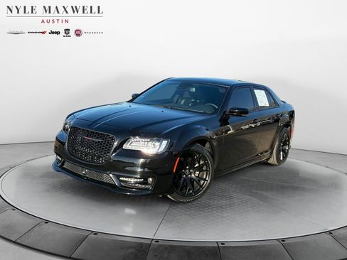 Used 2023 Chrysler 300 S w/ Comfort Group image 1