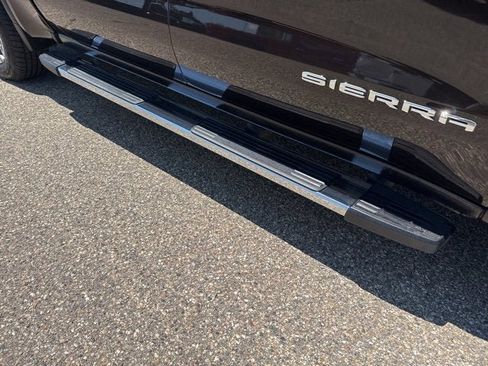 Used 2019 GMC Sierra 1500 SLT image 15