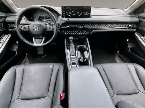 Certified 2025 Honda Accord Touring image 7