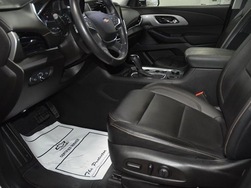 Used 2018 Chevrolet Traverse LT image 40