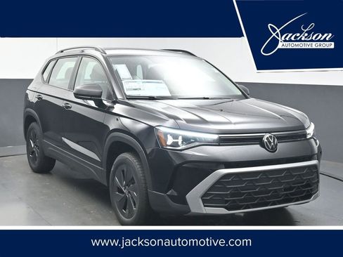 New 2026 Volkswagen Taos S image 1