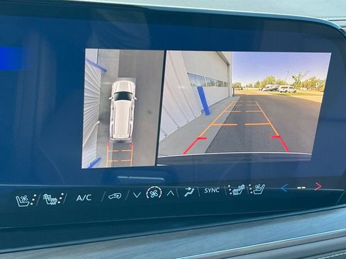 New 2026 Chevrolet Suburban High Country AWD/4WD image 18