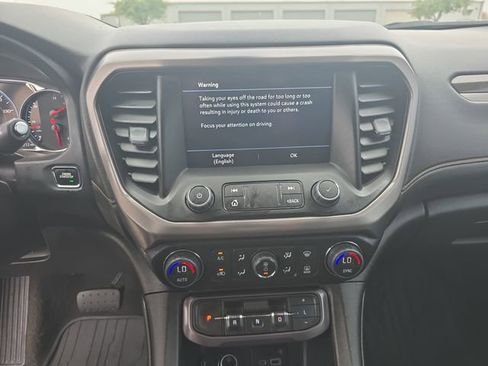 Used 2022 GMC Acadia AT4 w/ Technology Package image 18