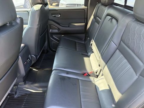 Used 2022 Nissan Frontier Pro-X w/ Pro-X Premium Package RWD image 19