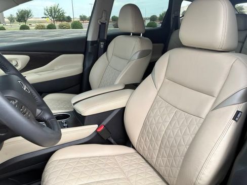 Certified 2024 Nissan Murano Platinum w/ Cargo Package FWD image 12
