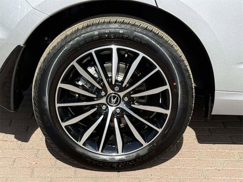 Certified 2025 Acura RDX SH-AWD w/ Advance Package image 31