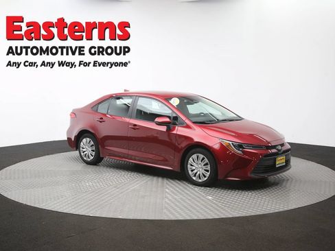 Used 2025 Toyota Corolla LE FWD image 48