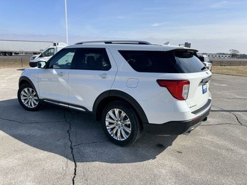 Used 2023 Ford Explorer Limited w/ Limited Technology Package image 6