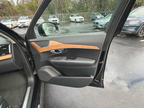 Certified 2022 Volvo XC90 T8 Inscription Expression w/ Advanced Package image 20