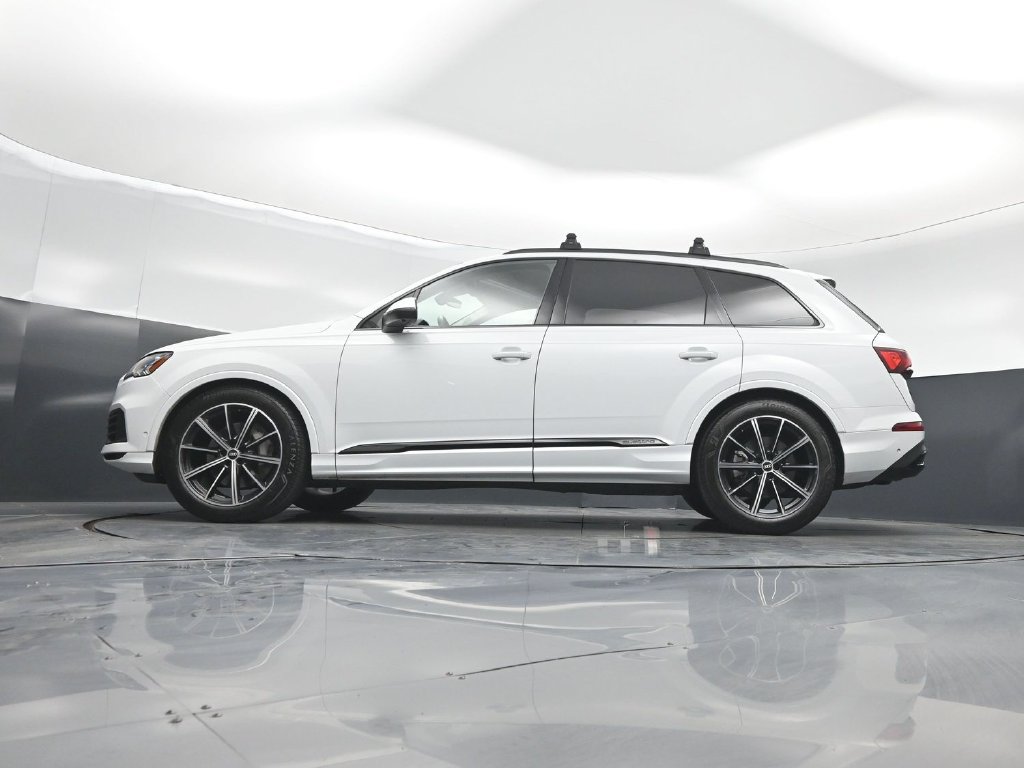 Used 2021 Audi Q7 3.0T Prestige w/ Prestige Package AWD/4WD image 46