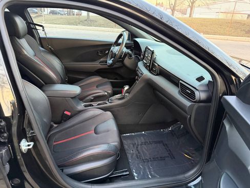 Used 2020 Hyundai Veloster Turbo FWD image 26