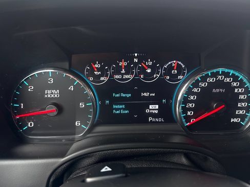 Used 2018 Chevrolet Tahoe Premier AWD/4WD image 24