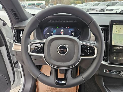 New 2026 Volvo XC90 B6 Ultra w/ Protection Package image 14