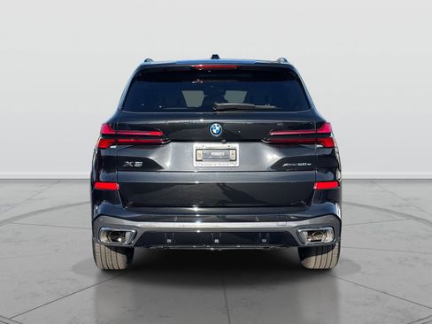 Used 2025 BMW X5 xDrive50e w/ M Sport Package AWD/4WD image 3