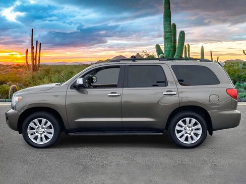 Used 2015 Toyota Sequoia Platinum image 6