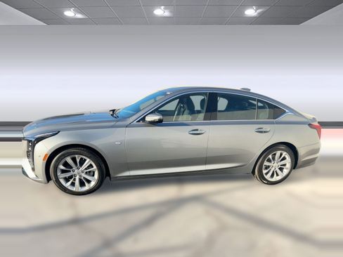 Used 2026 Cadillac CT5 Premium Luxury image 2