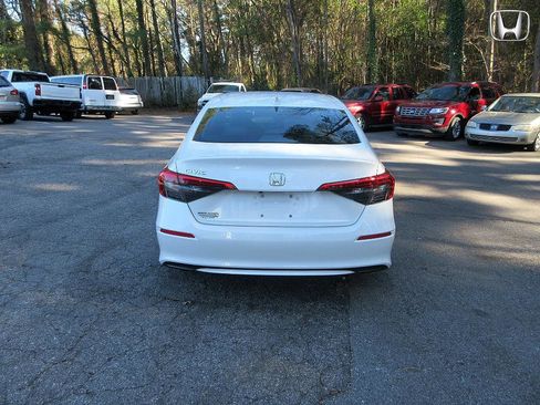 Used 2024 Honda Civic EX image 6