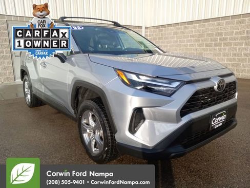 Used 2022 Toyota RAV4 XLE image 1