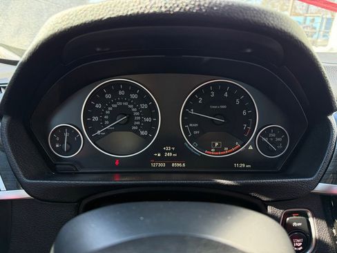 Used 2017 BMW 320i Sedan image 9