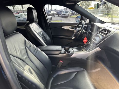 Used 2020 Lincoln Nautilus FWD w/ Equipment Group 101A image 22