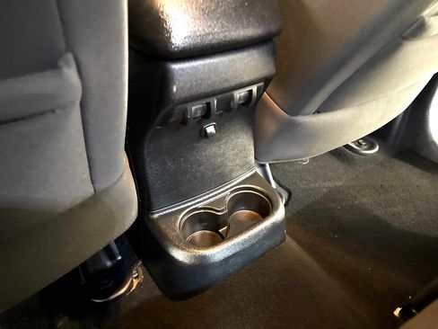 Used 2015 Jeep Wrangler Unlimited Sport w/ Quick Order Package 24S image 28