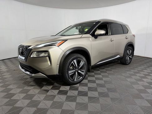 Used 2023 Nissan Rogue Platinum image 10