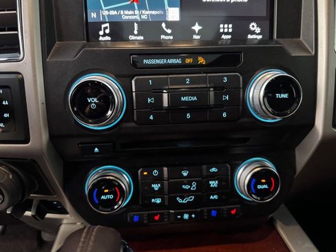 Used 2018 Ford F150 King Ranch w/ Equipment Group 601A Luxury image 26