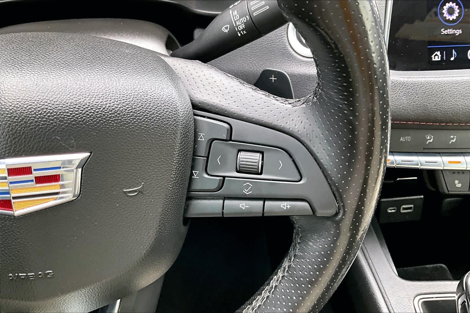 Used 2019 Cadillac XT4 Sport w/ Cold Weather Package AWD/4WD image 46