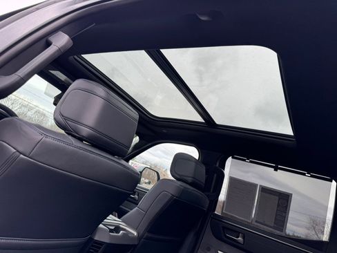 Used 2026 Toyota Tundra Platinum w/ TRD Off-Road Package image 21